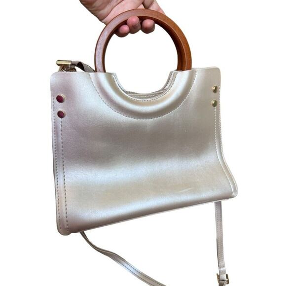 Laura Ashley Handbags - Laura Ashley Matte Gold Shoulder Bag Purse Wooden Handle Adjustable